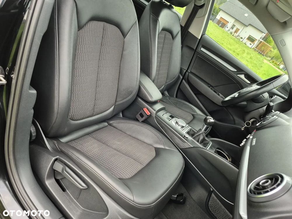 Audi A3 Sportback 2.0 TDI (clean diesel) quattro S line Sportpaket - 23