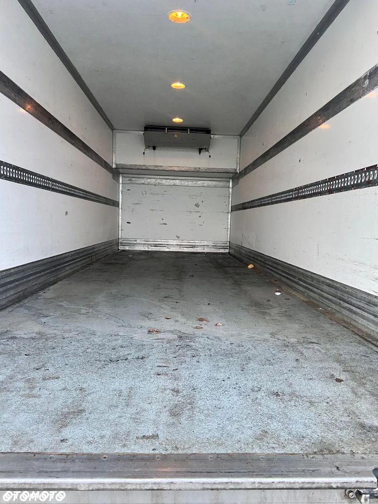 Krone Tandem 2osi Chlodnia Carrier +/-25stopni 47m3 - 5