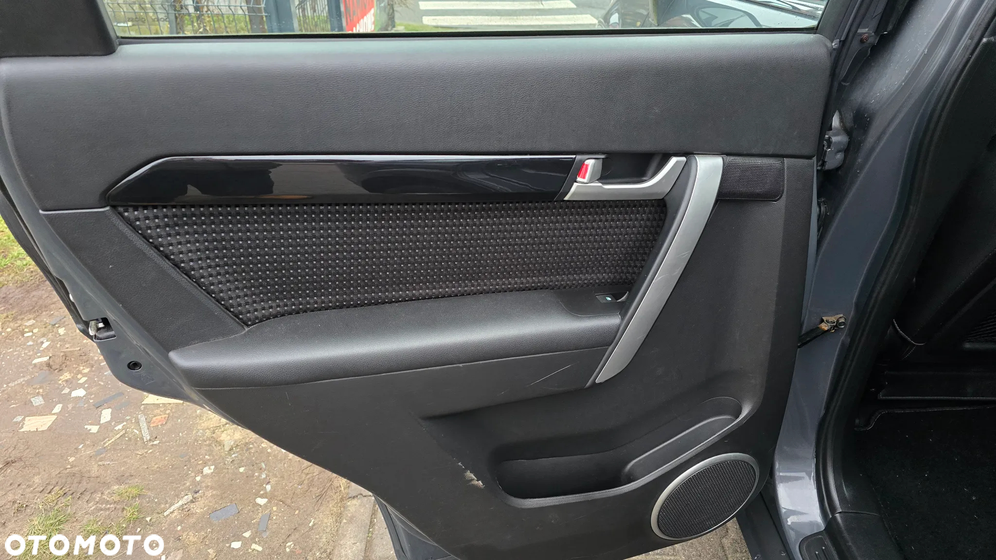 Chevrolet Captiva 2.4 2WD Travel Edition - 15