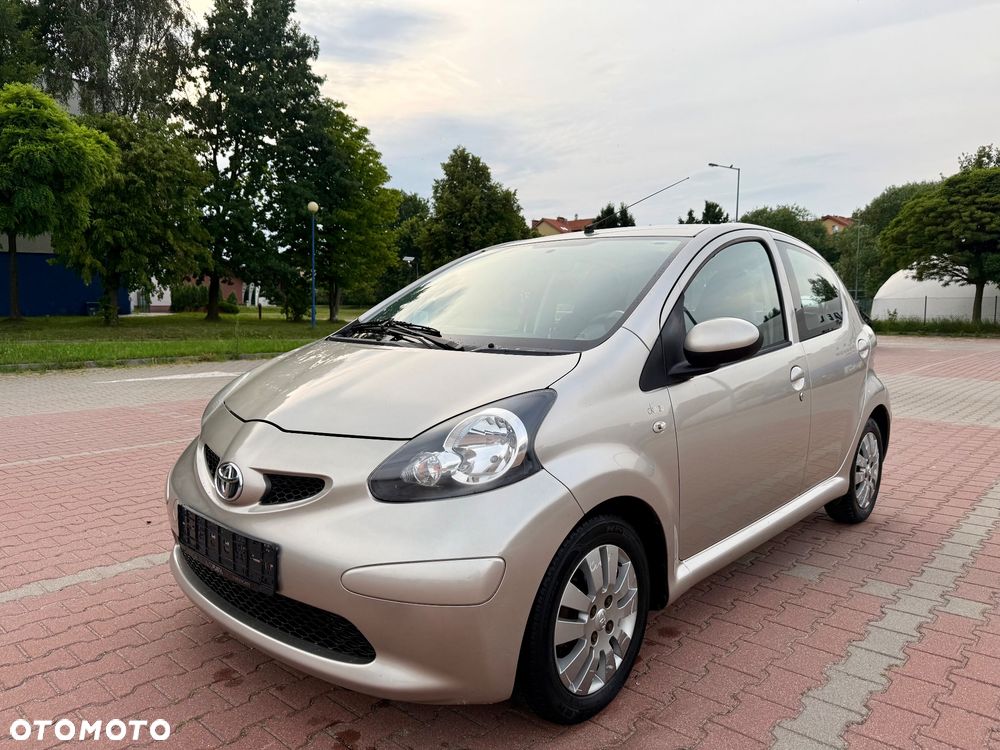 Toyota Aygo Multi Mode ckIN2U - 2