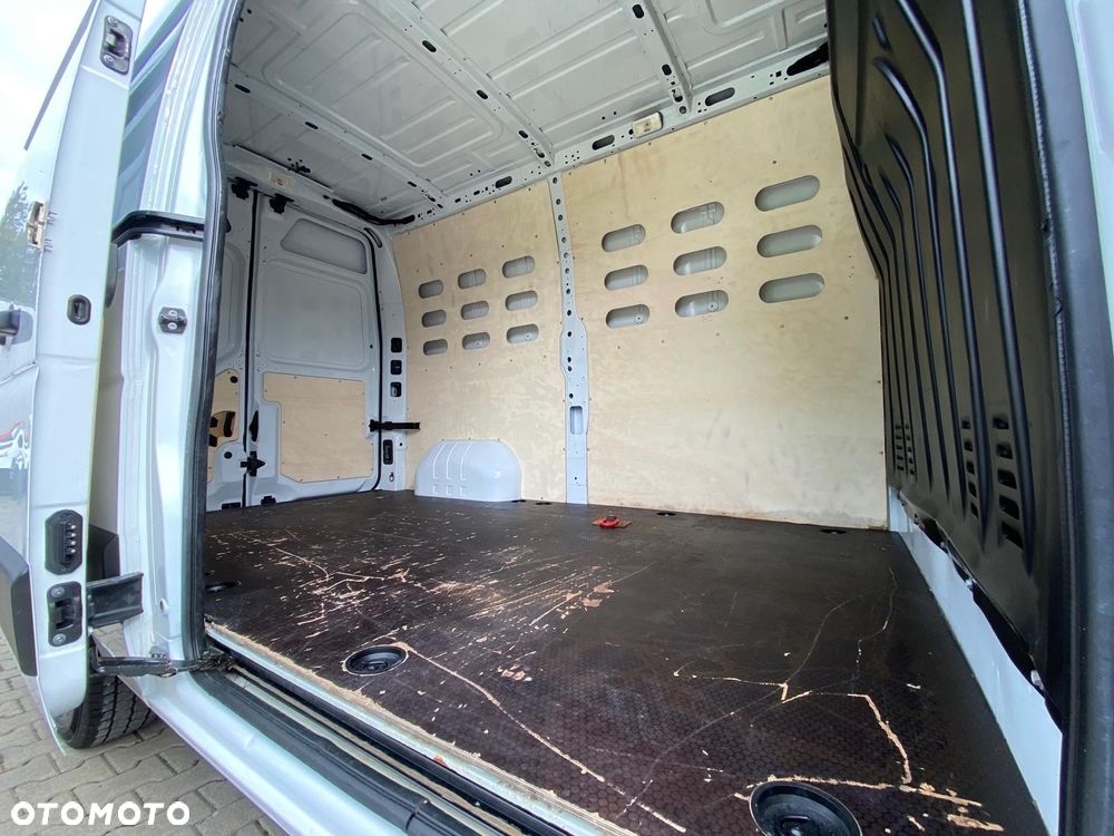 Renault MASTER 2,3 DCI 136 KM L2H2 ŚREDNIAK serwis ASO Renault - 24