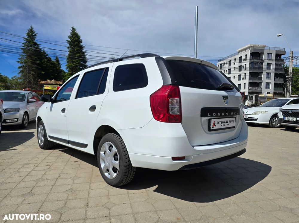 Dacia Logan 1.2 Ambiance - 4