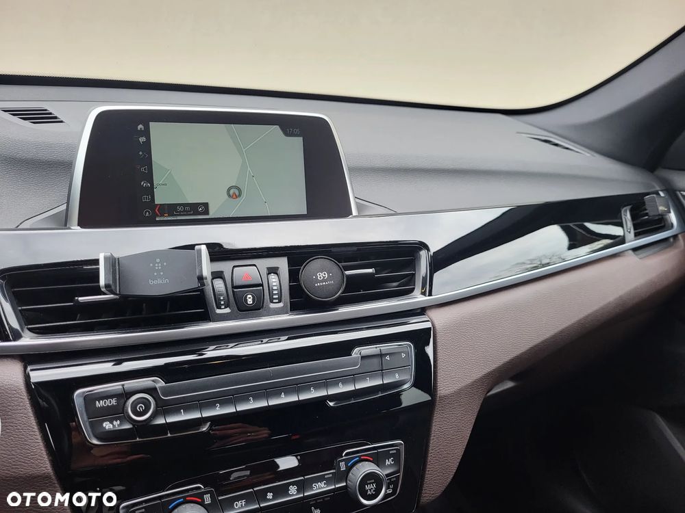 BMW X1 sDrive18d Advantage sport - 18