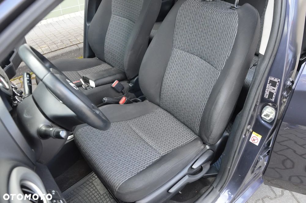 Toyota Yaris 1.33 Dynamic - 33