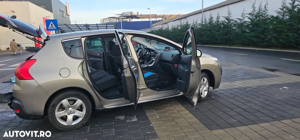 Peugeot 3008 Hybrid4 - 6