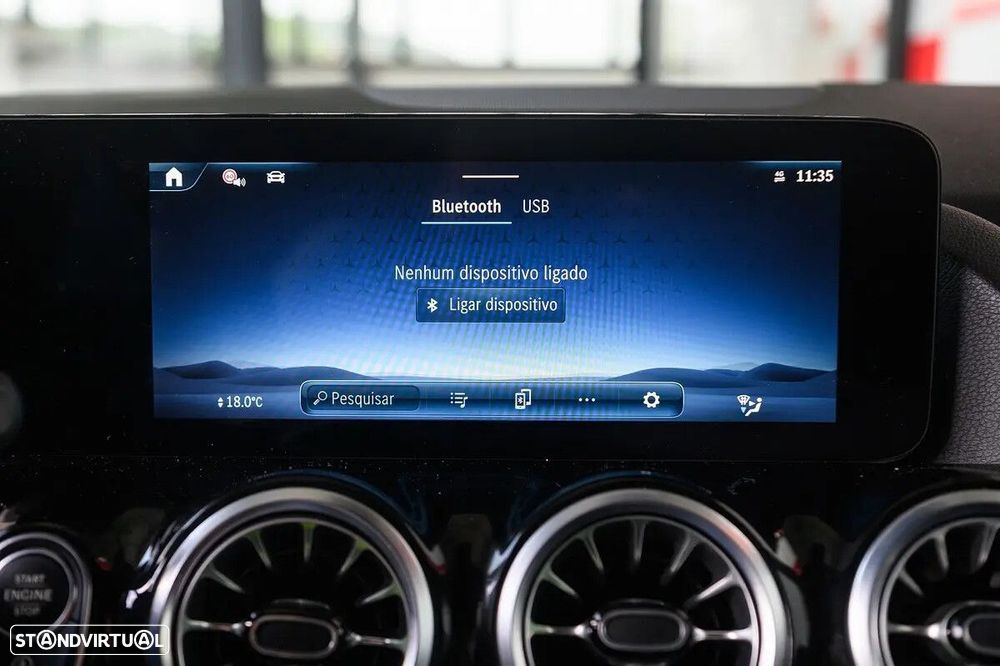 Mercedes-Benz GLA 200 AMG Line - 35