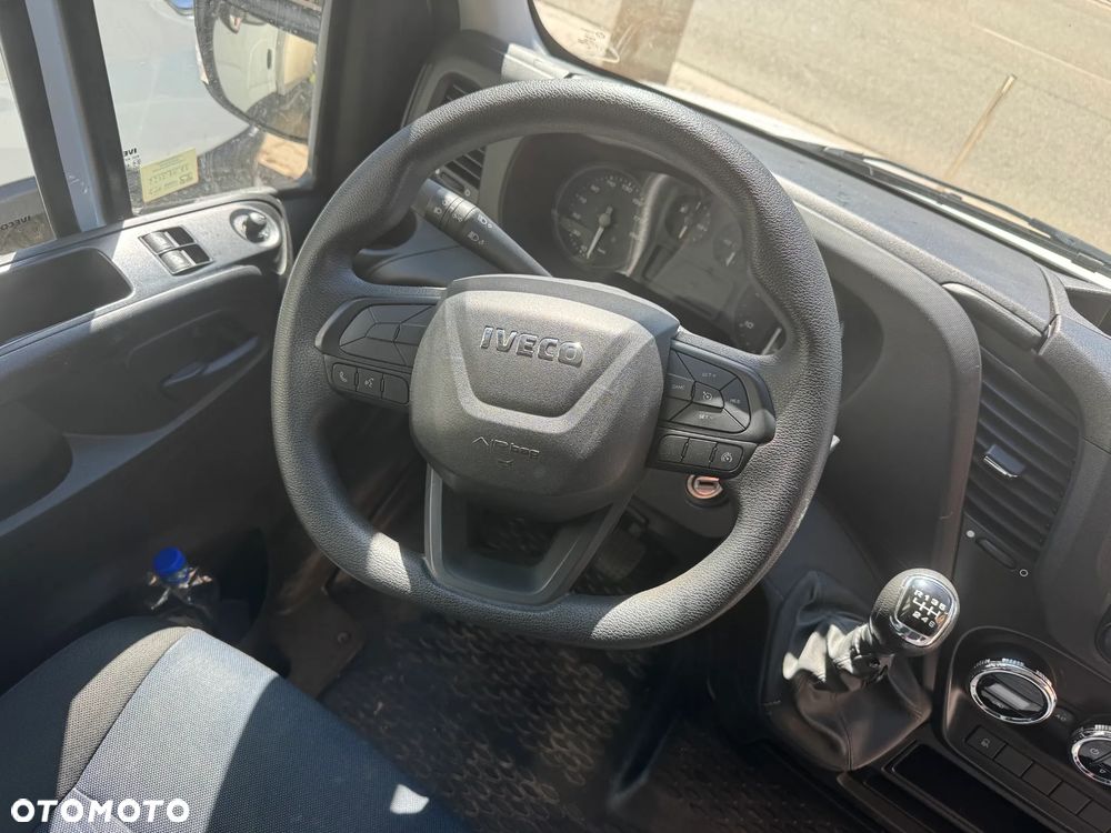 Iveco Daily 3.0 35C16 winda kontener - 15