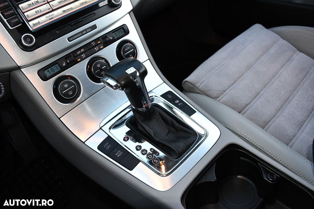 Volkswagen Passat 2.0 TDI DPF DSG Highline - 10
