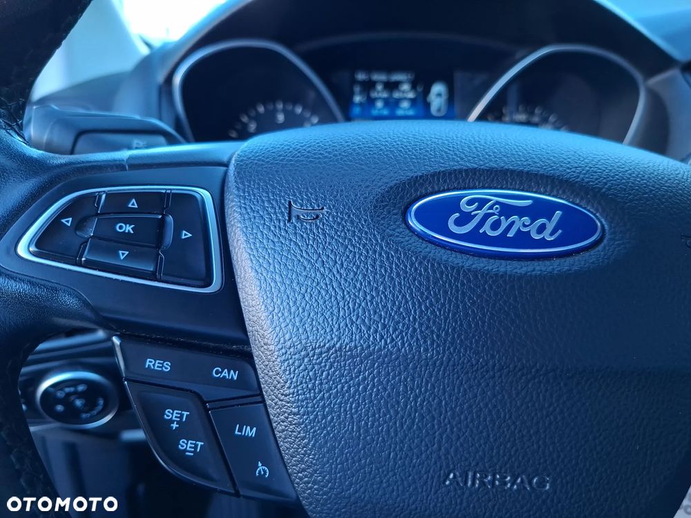 Ford Focus 1.5 TDCi Platinium X - 19