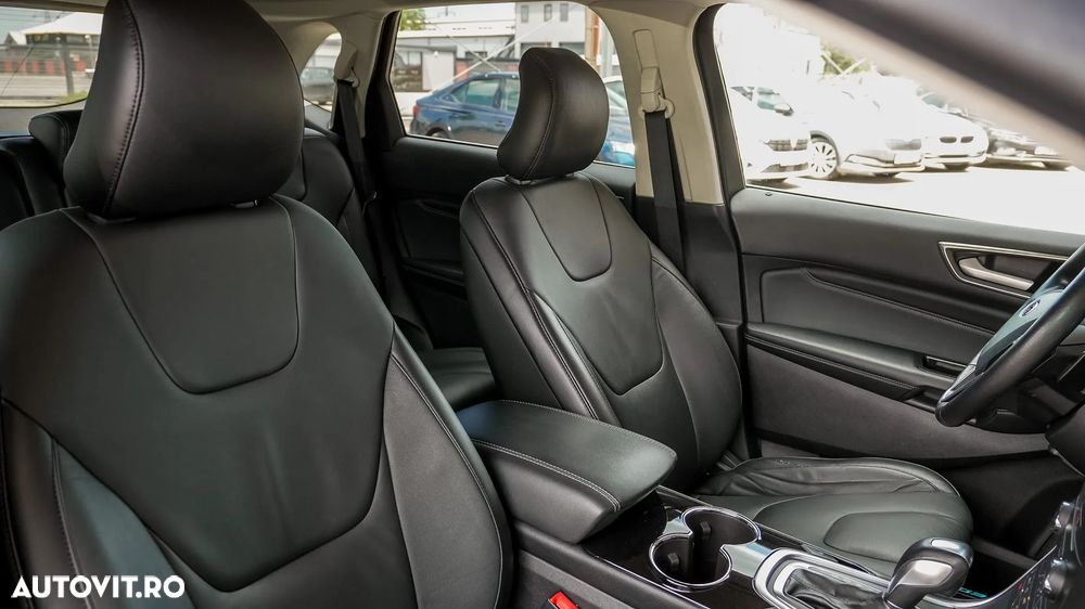Ford Edge 2.0 TDCi Bi-Turbo 4x4 Titanium - 36