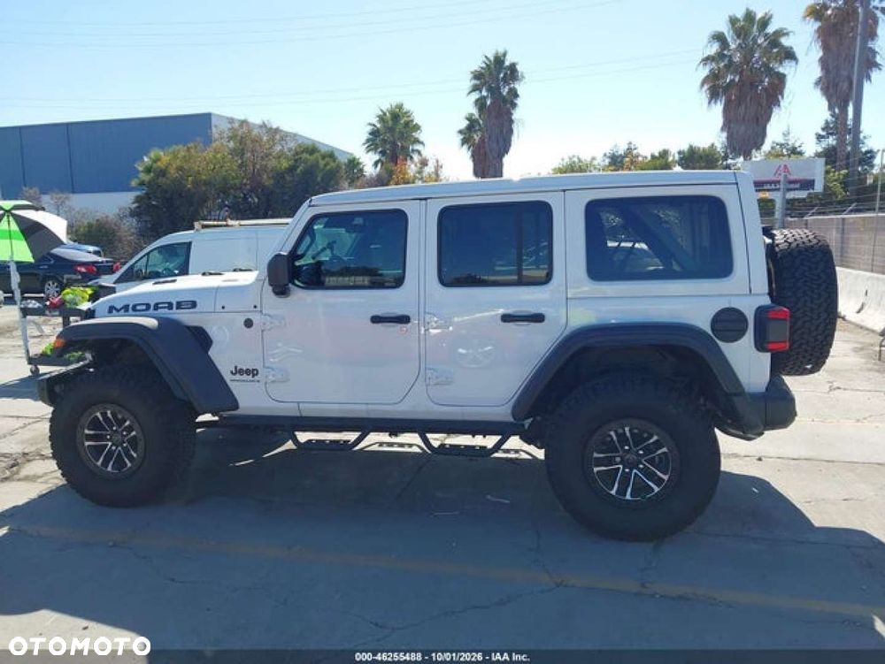 Jeep Wrangler - 3