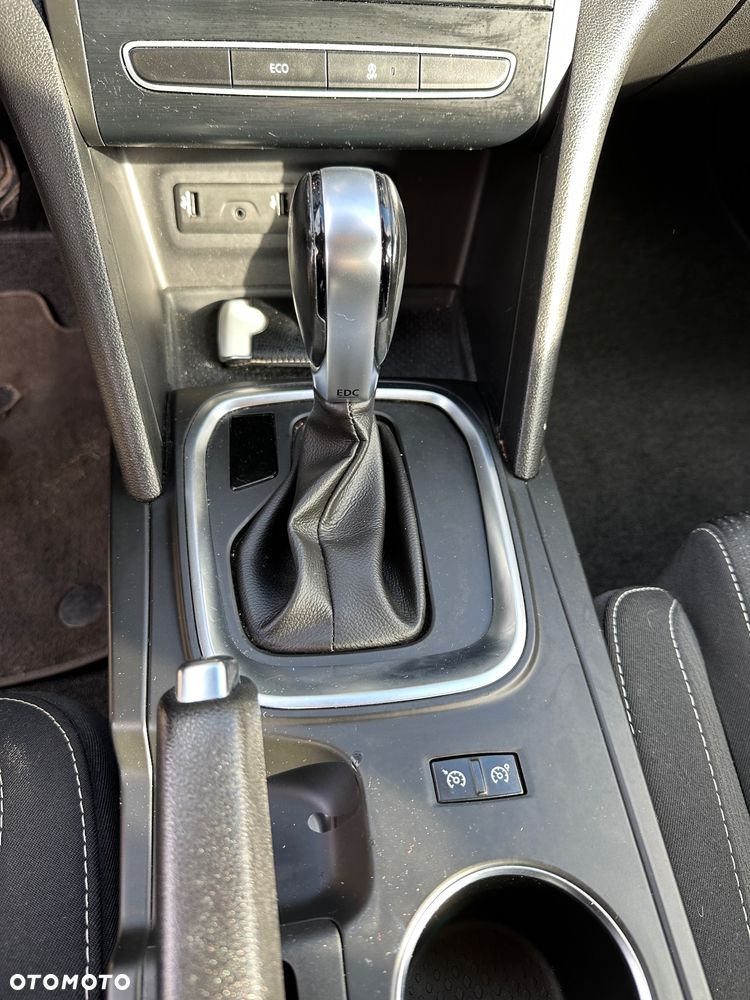 Renault Megane 1.5 dCi Limited EDC - 12