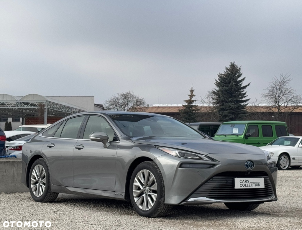 Toyota Mirai - 2