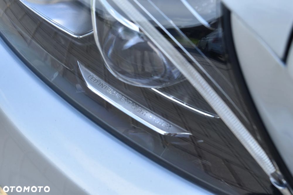 Mercedes-Benz Klasa C 250 (BlueTEC) d 4-Matic 7G-TRONIC - 19