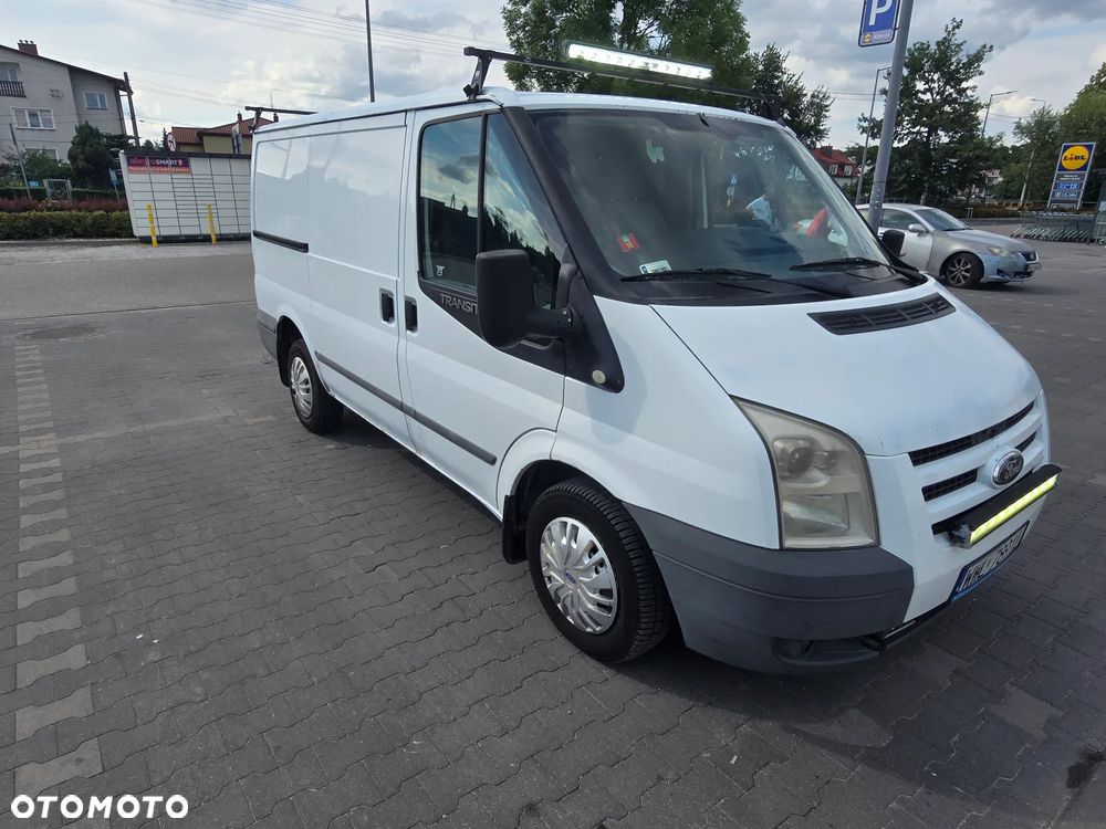Ford Transit - 9