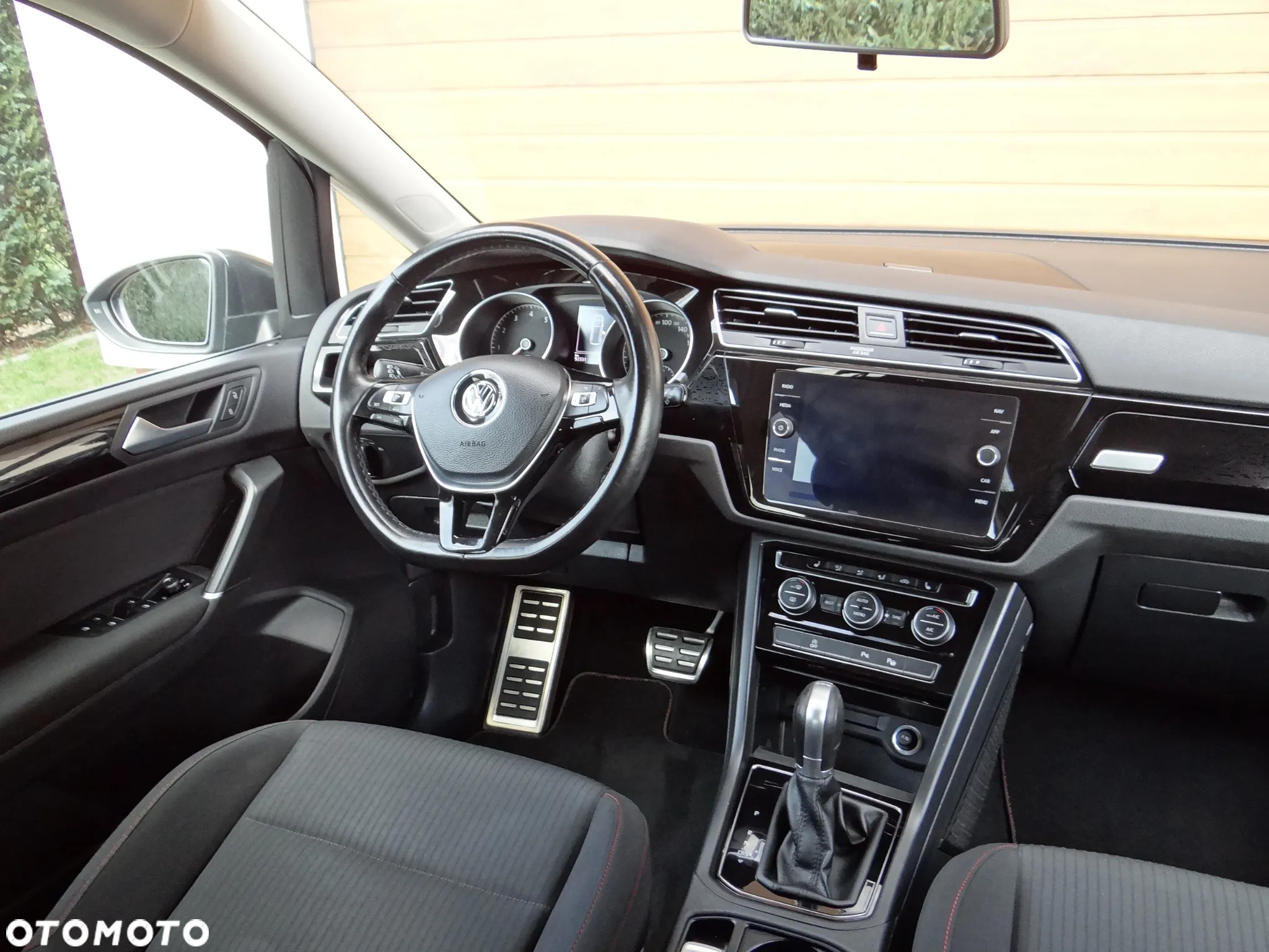 Volkswagen Touran 1.4 TSI (BlueMotion Technology) DSG SOUND - 11