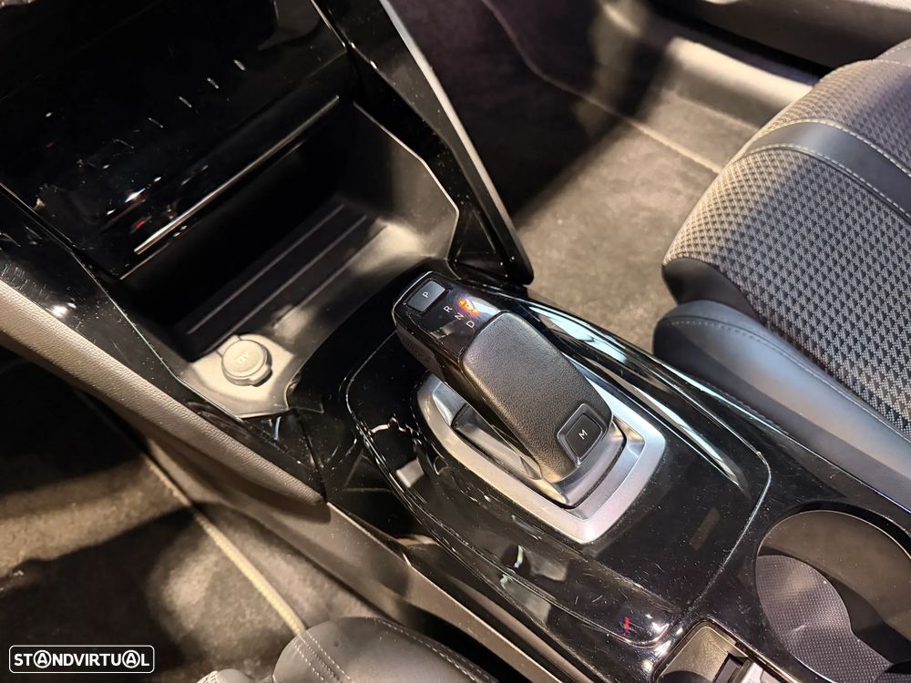 Peugeot 208 1.2 PureTech GT Line EAT8 - 22