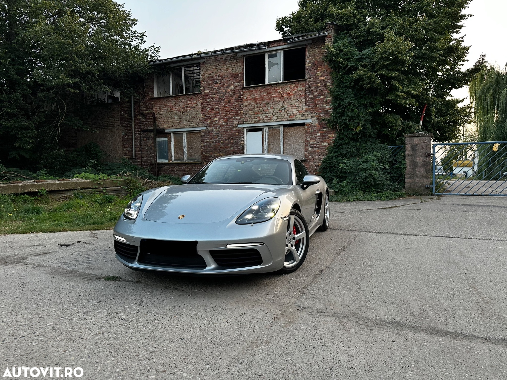 Porsche Cayman 718 - 2