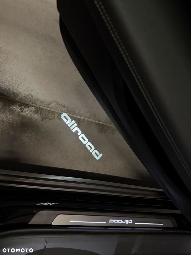 Audi A6 Allroad - 37