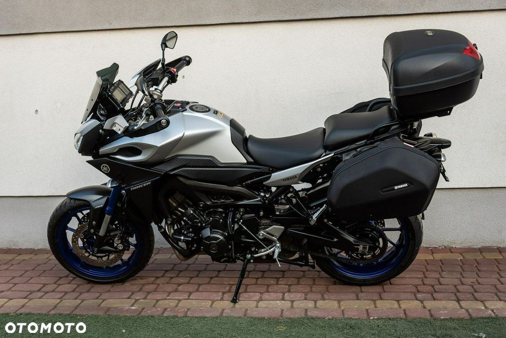 Yamaha MT - 6