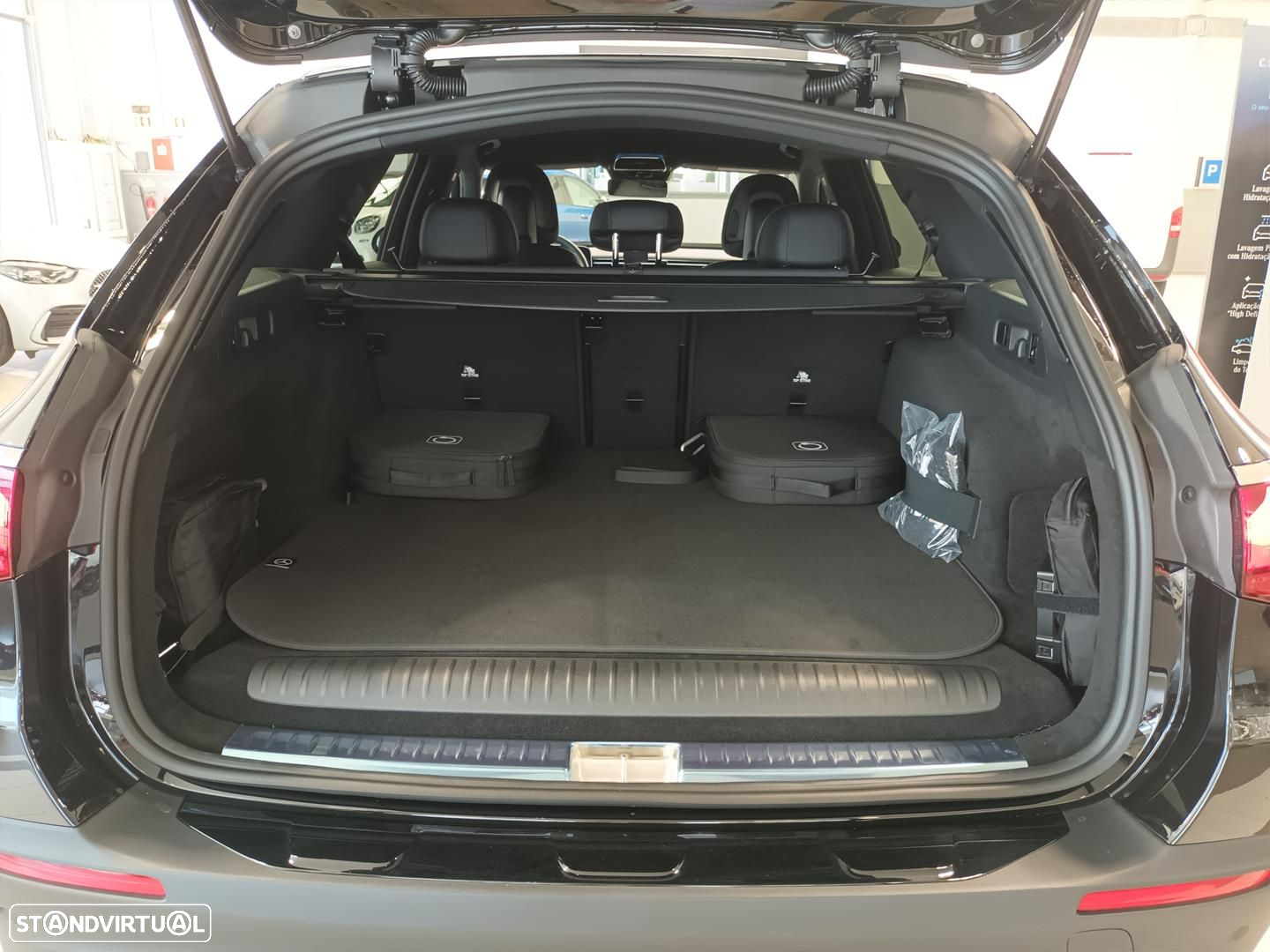 Mercedes-Benz E 300 de 4Matic All-Terrain - 12