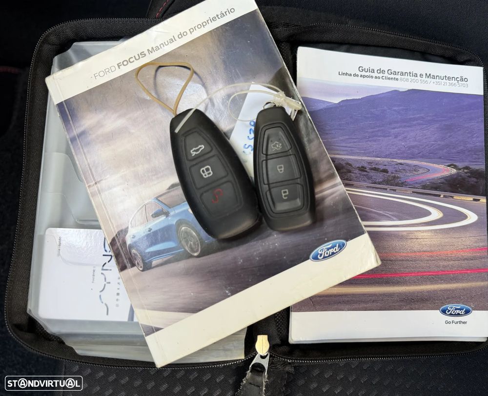 Ford Focus 1.5 TDCi ECOBlue ST-Line X - 26