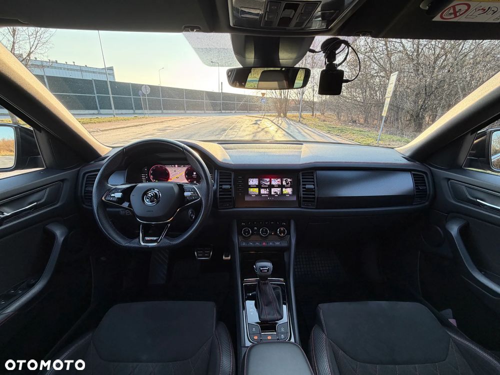 Skoda Kodiaq 2.0 TSI 4x4 RS DSG 7os - 16