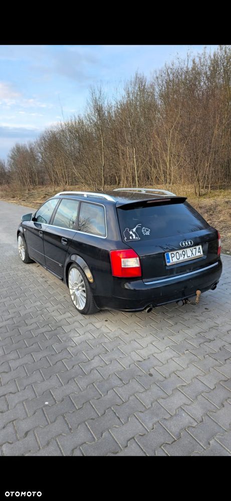 Audi A4 Avant - 11
