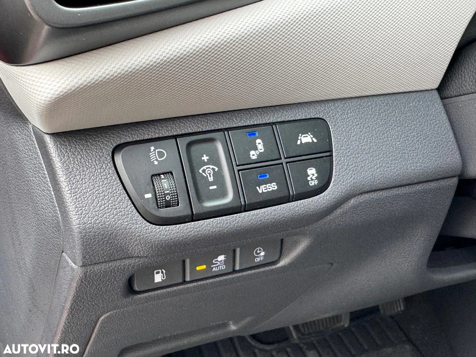Hyundai IONIQ Plug-in-Hybrid 1.6 GDI Premium - 18