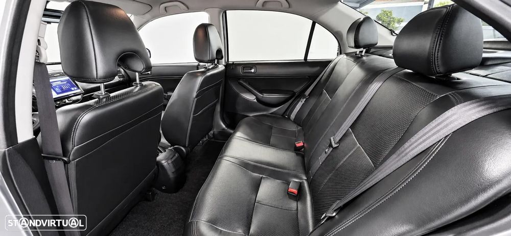 Honda Civic - 10