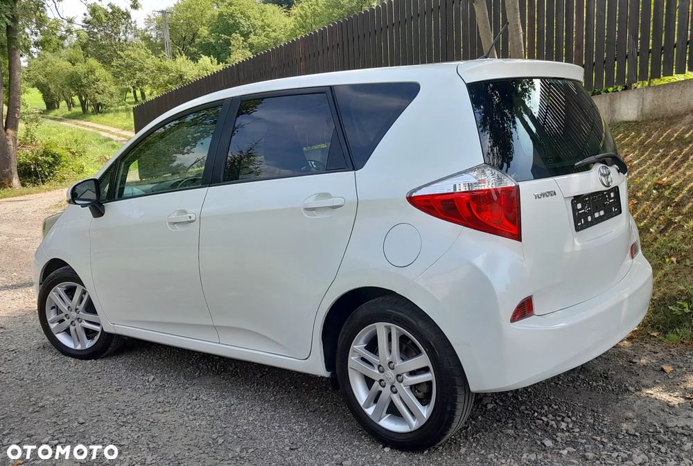 Toyota Verso S 1.4 D-4D Comfort - 2