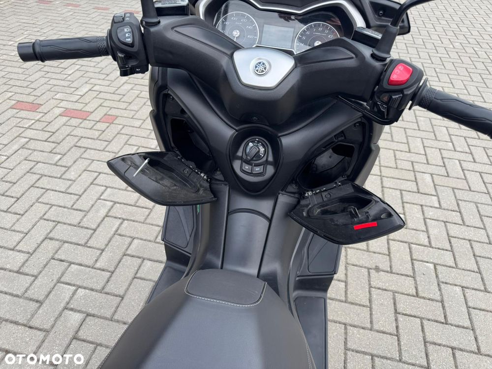 Yamaha X-max - 13
