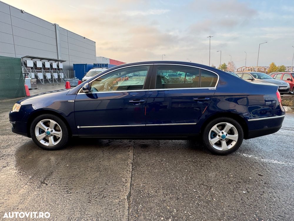 Volkswagen Passat 2.0 TDI DPF DSG Sportline - 10