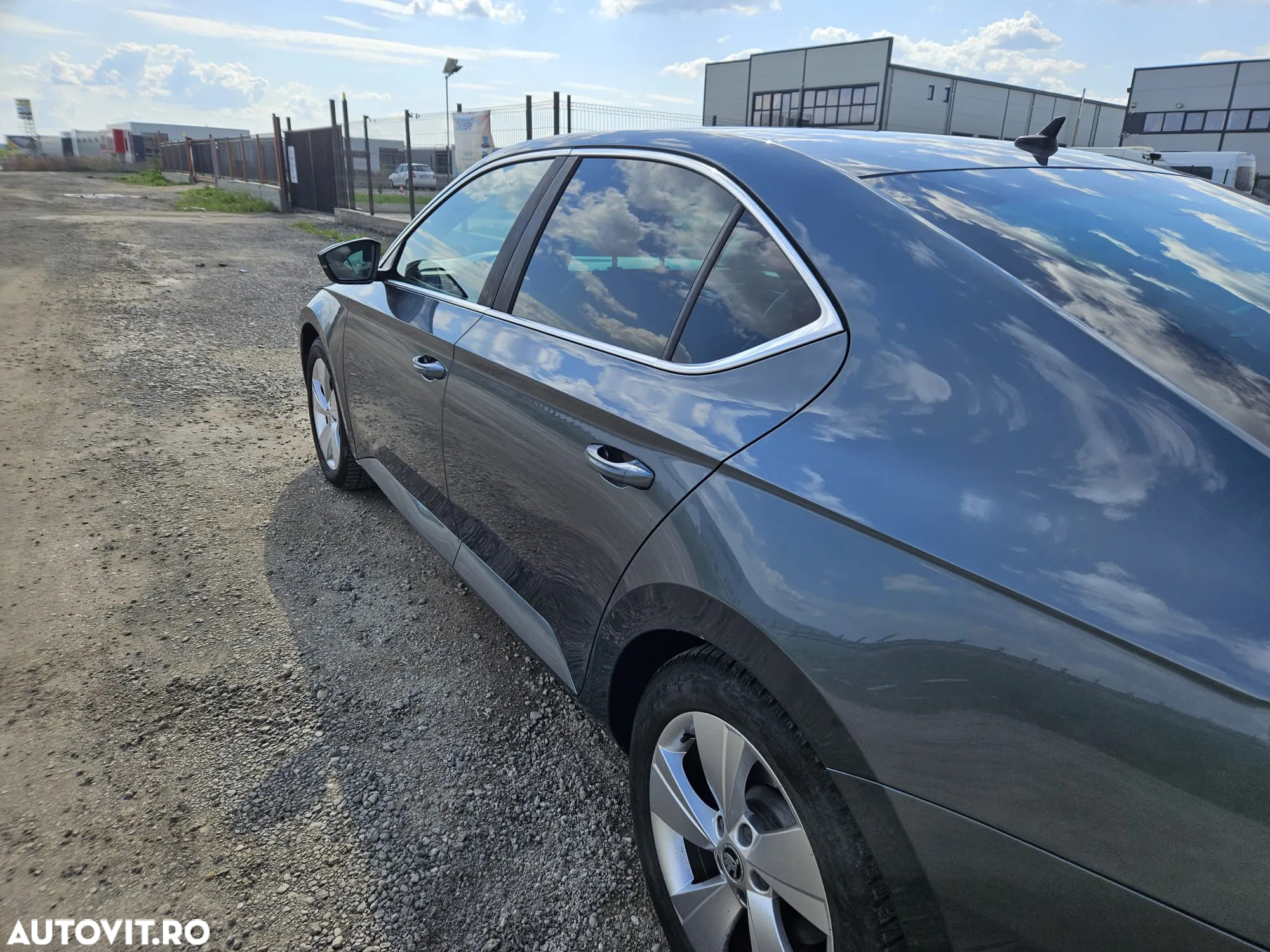 Skoda Superb 2.0 TDI 4X4 DSG Ambition - 10