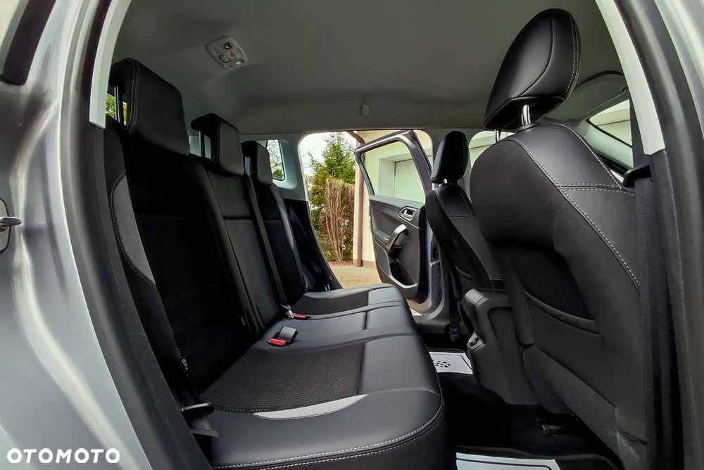 Peugeot 2008 PureTech 110 GPF Stop&Start EAT6 Allure - 17