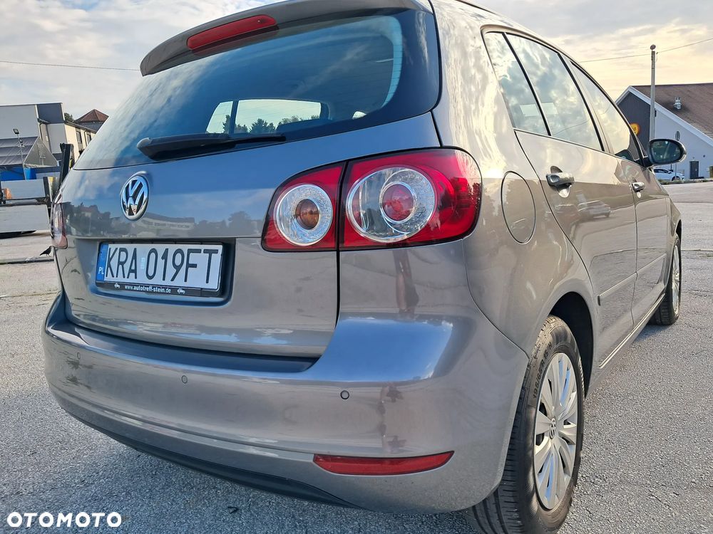 Volkswagen Golf Plus - 10
