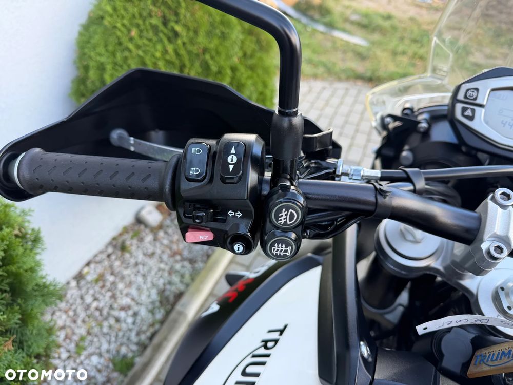 Triumph Tiger - 22