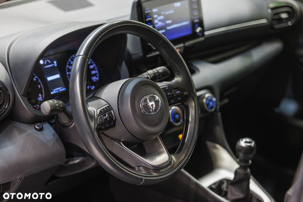 Toyota Yaris - 40