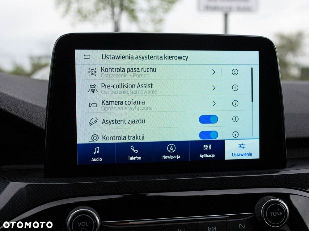 Ford Kuga - 24