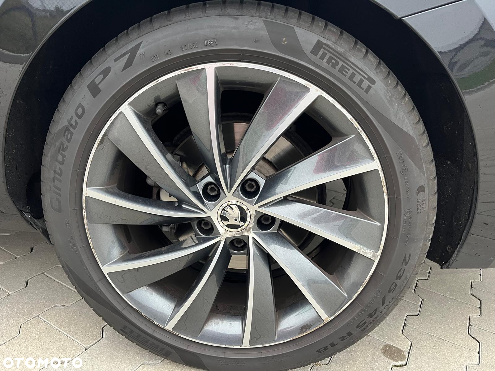 Skoda Superb 1.8 TSI L&K DSG - 19