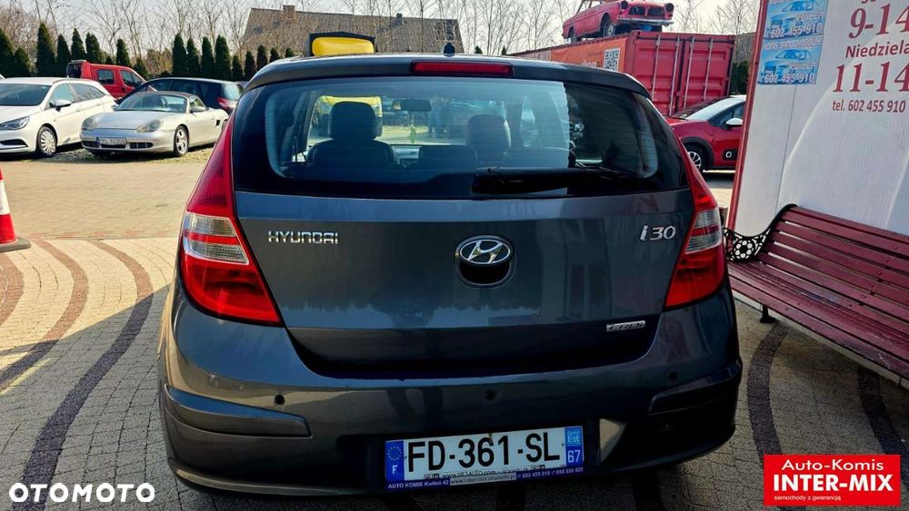 Hyundai i30 1.6 CRDi Base EU5 - 13