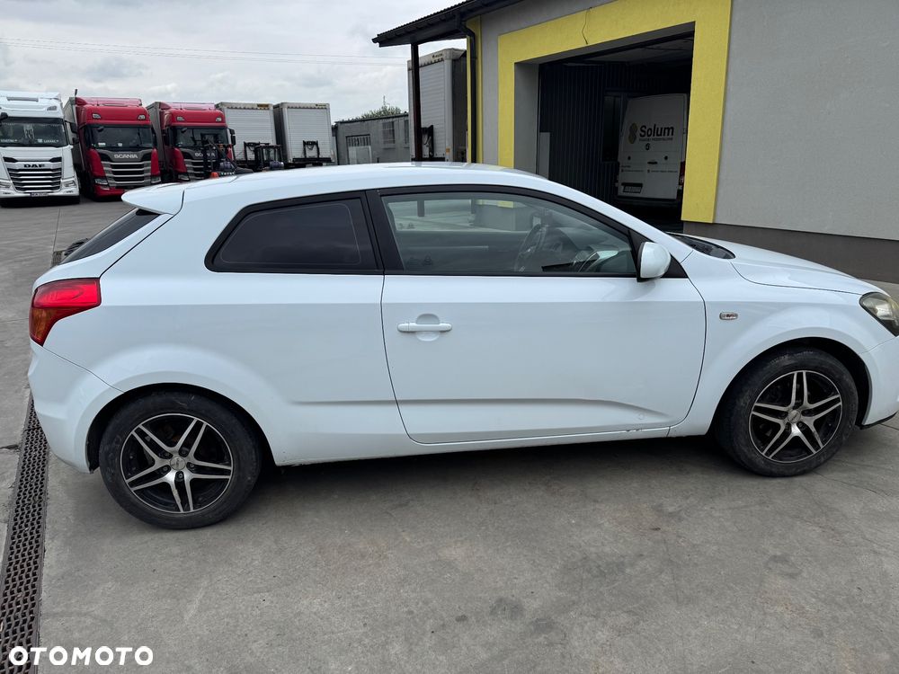 Kia ProCeed 1.4 Comfort - 4