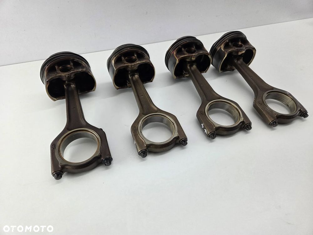 TLOK KORBOWOD BMW E81 E87 E88 E90 E60 E61  2.0 BMW  N43B20AY - 21