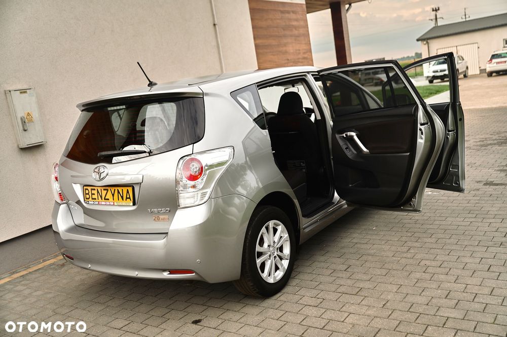 Toyota Verso 1.8 7-Sitzer Skyview Edition - 23