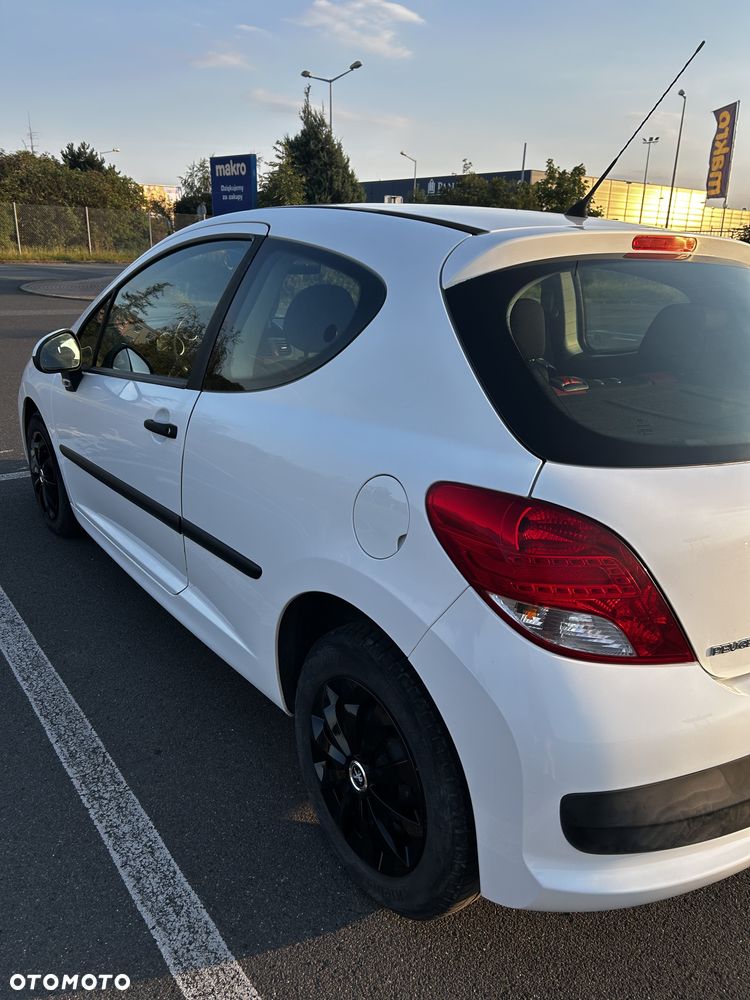 Peugeot 207 - 7