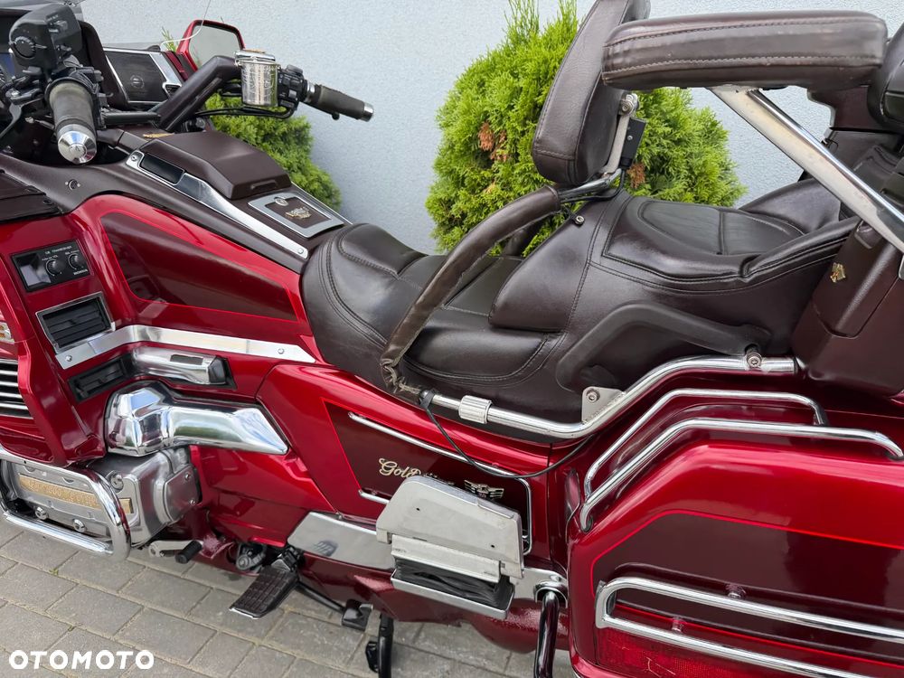 Honda GL - 28