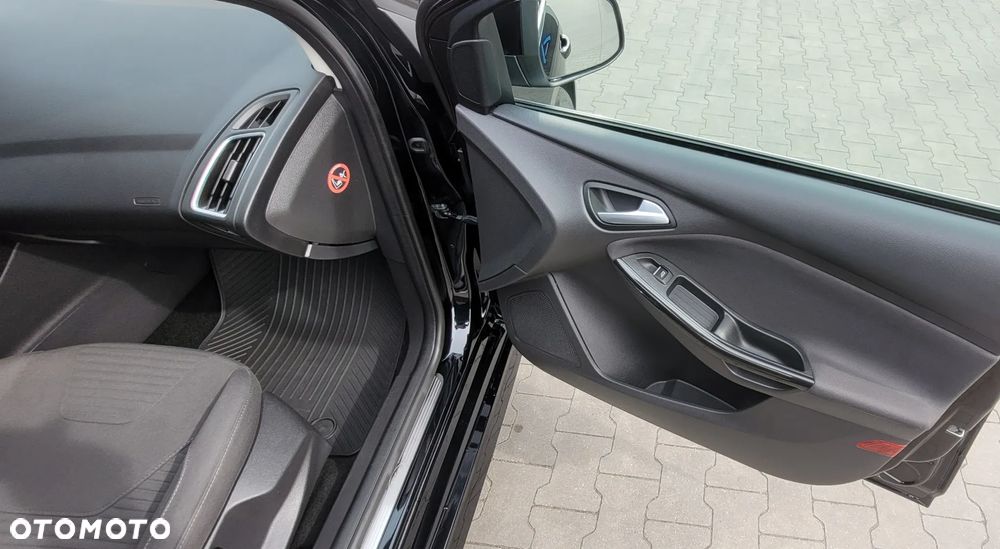 Ford Focus 1.5 EcoBoost STart-Stopp-System ST-LINE - 21