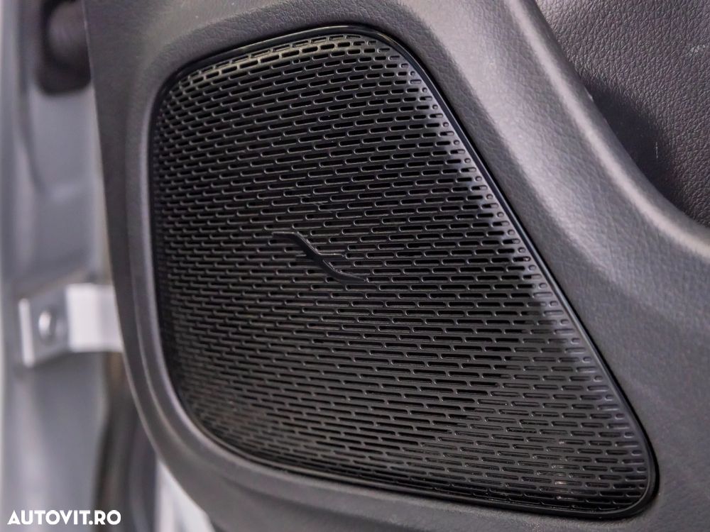 Mercedes-Benz CLA 180 Progressive - 24