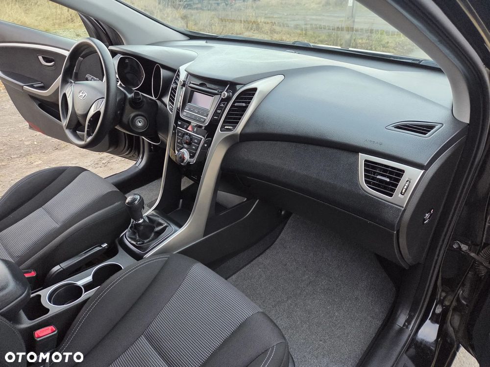 Hyundai i30 1.4 Fifa World Cup Edition - 12