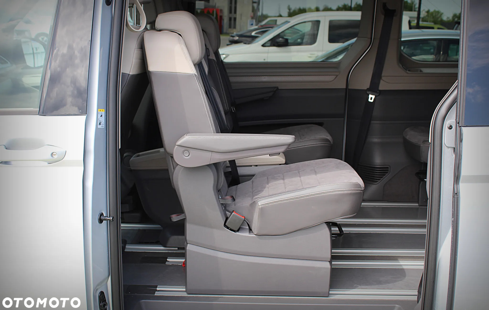 Volkswagen California - 8
